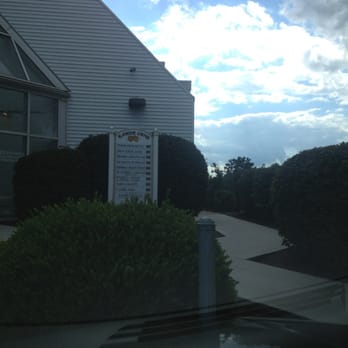 Dunkin' - Located in an office building complex - Coffee & Tea Near Me - Southbury, Connecticut