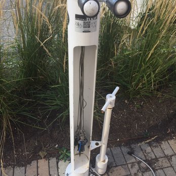 Water Cube - Air pump and bike stand - Parks Near Me - Pittsburgh, Pennsylvania