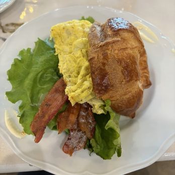 The London Baker - Breakfast Sandwich with Bacon, Egg, Tomato, Lettuce and Aioli- absolutely delicious and incredible value at $6.55! - Bakeries Near Me - Lewisville, Texas