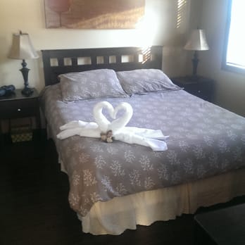 Emme Chalets - One of the two bedrooms. Each bedroom had towel swans. - Vacation Rentals Near Me - Sainte-Lucie-des-Laurentides, Quebec