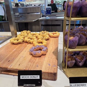 Feast Buffet & Banquet - Mochi donuts and muffins - Buffets Near Me - Woodbury, Minnesota Feast Buffet & Banquet - Mochi donuts and muffins - Buffets Near Me - Woodbury, Minnesota