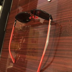 Sunglass Hut - Ferrari Ray Ban Aviators