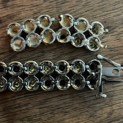 Siamonto Jewelers - Top broken piece/bottom repaired