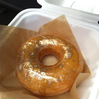 AlimamaTea - Brulee Mochi Donut - Desserts Near Me - New York, New York AlimamaTea - Brulee Mochi Donut - Desserts Near Me - New York, New York