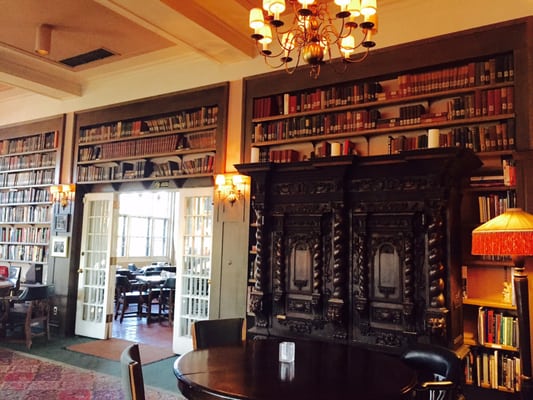 The University Club of Saint Paul by null