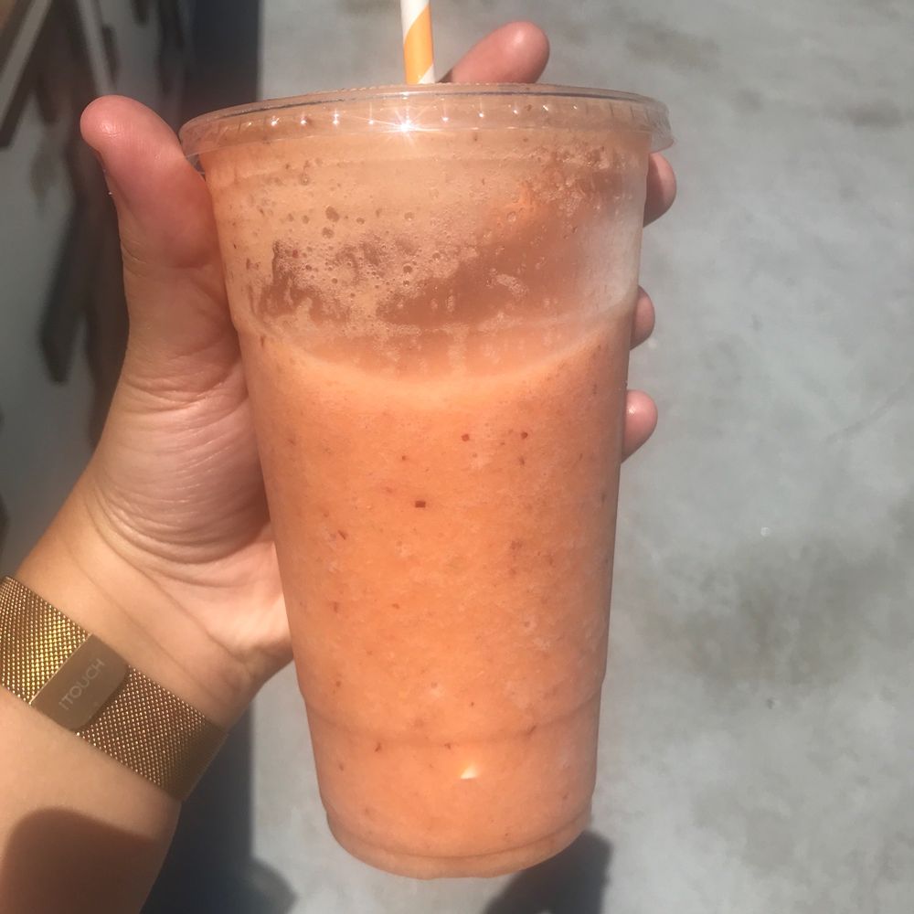Famous Apples - Rainbow Juice - Desserts Near Me - Northridge, California Famous Apples - Rainbow Juice - Desserts Near Me - Northridge, California