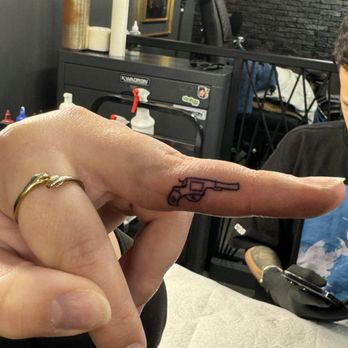 Cleopatra Ink Tattoo & Piercing - Tattoo Near Me - Santa Barbara, California
