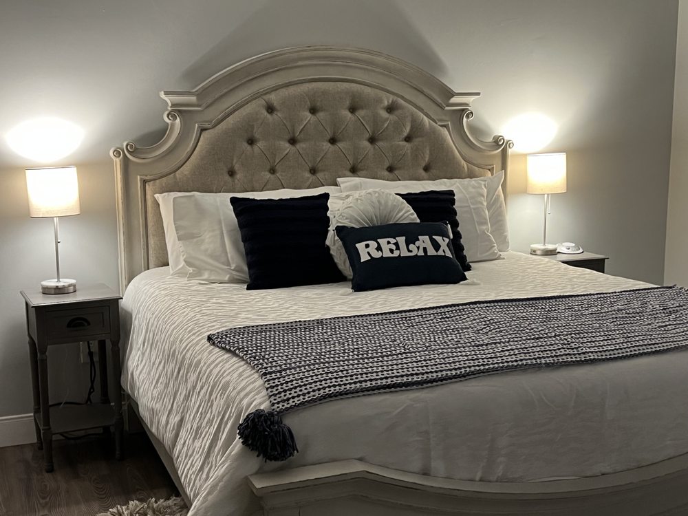 THE PENNINGTON INN Updated September 2024 213 W Main St, Tishomingo