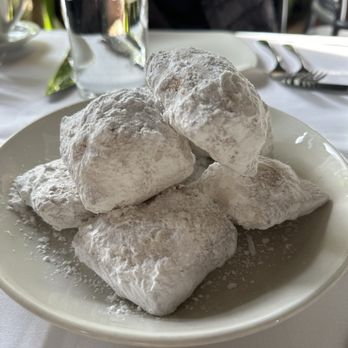 Haven Restaurant and Bar - Beignets - Southern Near Me - Atlanta, Georgia