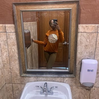 Lilit Bakery - Bathroom pic ofc - Desserts Near Me - North Hollywood, California Lilit Bakery - Bathroom pic ofc - Desserts Near Me - North Hollywood, California