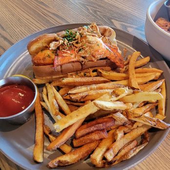 River Bar - hot buttered lobster roll..fresh and delicious - Bars Near Me - Westerly, Rhode Island