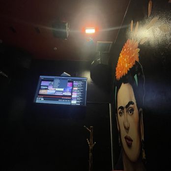 Cielo Karaoke Y Mas! - Karaoke Near Me - Fullerton, California