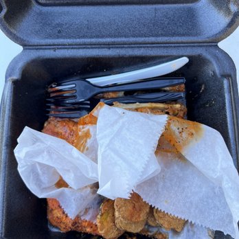 Lickin' Chicken -  fork and knife in a container - Chicken Shop Near Me - Stockbridge, Georgia