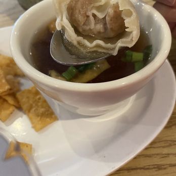Sichuan Garden - SP1. Wonton Soup - Chinese Near Me - San Antonio, Texas