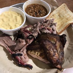 Willie Jewell's Old School Bar-B-Q - Brisket, pulled pork, 1/4 chicken, mac 'n' cheese, beans and Texas toast