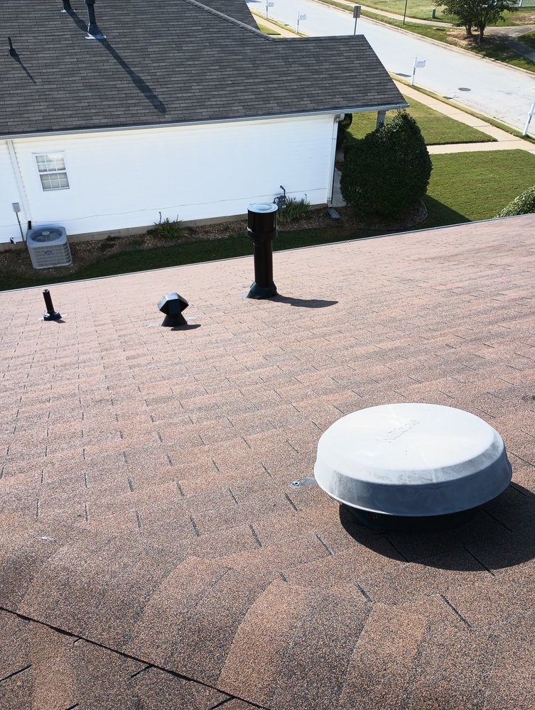 Slide of T & R Roofing