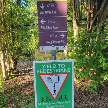 Fanno Creek Trail - Bicyclists and skateboarders don't always yield to pedestrians. - Parks Near Me - Portland, Oregon Fanno Creek Trail - Bicyclists and skateboarders don't always yield to pedestrians. - Parks Near Me - Portland, Oregon