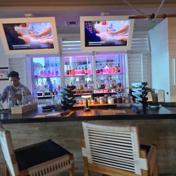 BALEENkitchen - New American Near Me - Sunny Isles Beach, Florida