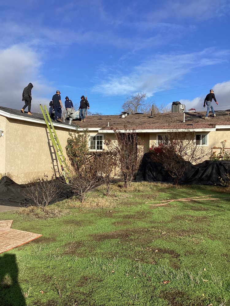 Slide of Magallon's Roofing