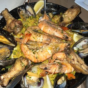 Si Tapas - Paella Mixta - Spanish Near Me - Dallas, Texas