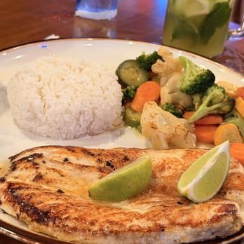 El Pub - Bistec de Pollo - Cuban Near Me - Miami, Florida