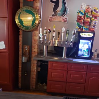 Chatterhouse 2016 - Taps! - American Near Me - Green Bay, Wisconsin