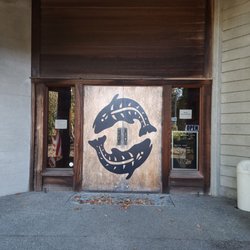 Makah Museum - Front doors