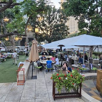 Settecento - Outdoor seating - Italian Near Me - Los Angeles, California