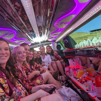Finesse Limousine Service - Airport Shuttles Near Me