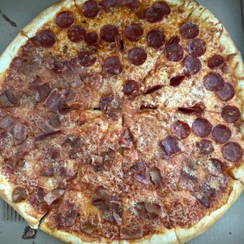 Pagliacci Pizza - Pizza Near Me - Bellevue, Washington Pagliacci Pizza - Pizza Near Me - Bellevue, Washington