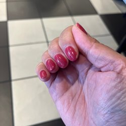 FOXI Nails & Spa - Chipped dip manicure within 3 days