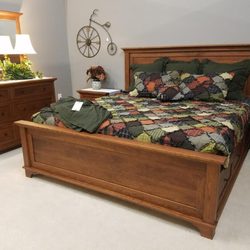 Oak Creek Amish Furniture