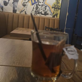 Seattle DAWG HOUSE - Delicious black tea - Sports Bars Near Me - SeaTac, Washington Seattle DAWG HOUSE - Delicious black tea - Sports Bars Near Me - SeaTac, Washington