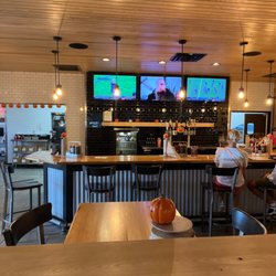 Sonny's BBQ - Bar