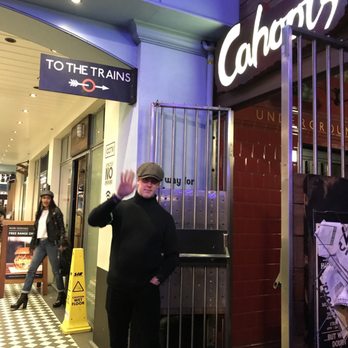 Cahoots Bar - Bars Near Me - Soho, XGL