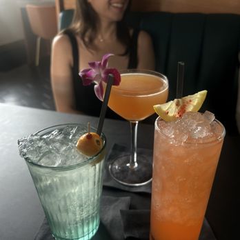 The Overland - Cocktail Bars Near Me - Redlands, California