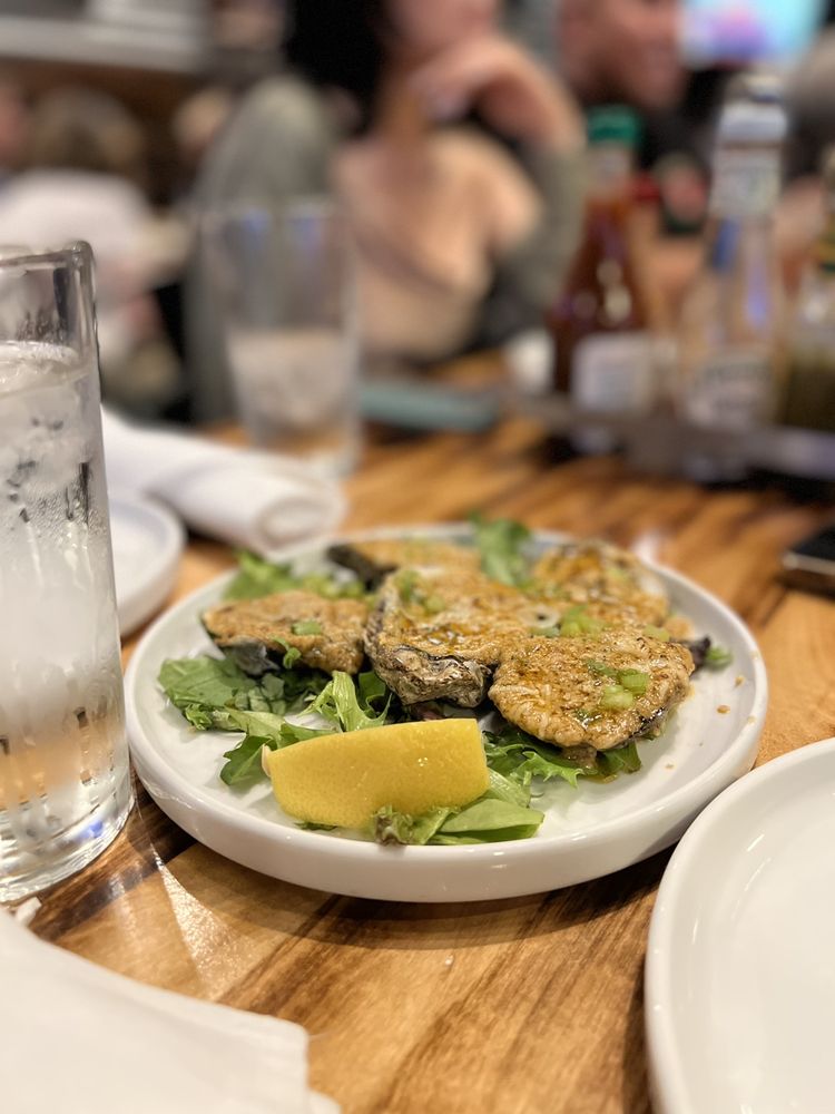 The Legends Oyster Bar And Grill, Las Vegas Roadtrippers