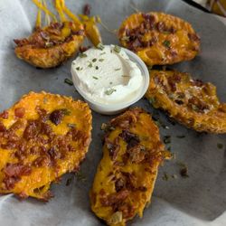 Drifters Riverfront Bar & Grill