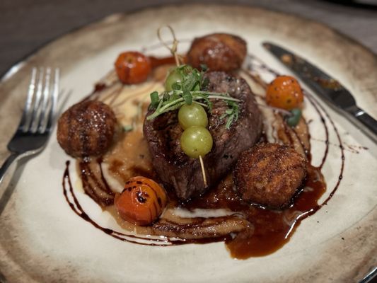 Woven Seafood & Chophouse by null