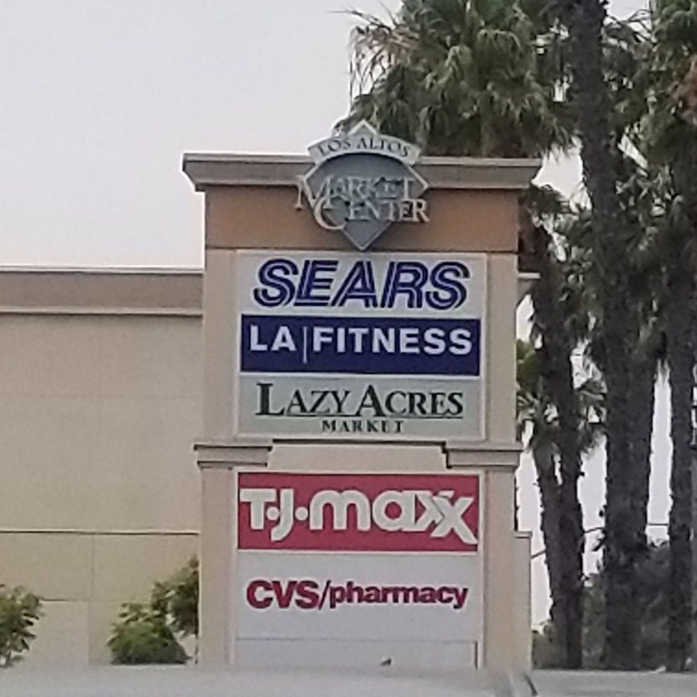 LOS ALTOS SHOPPING CENTER Bellflower Blvd & Stearns St, Long Beach, California Shopping