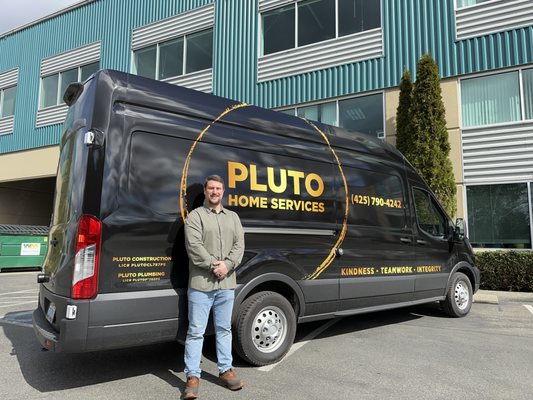 Pluto Home Services Logo