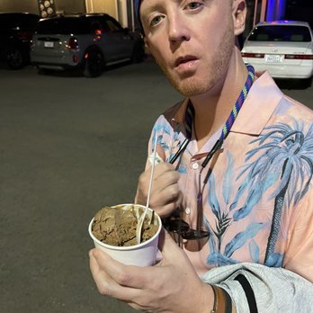 Lix Uptown Ice Cream - 2 scoops bowl - Ice Cream & Frozen Yogurt Near Me - Phoenix, Arizona