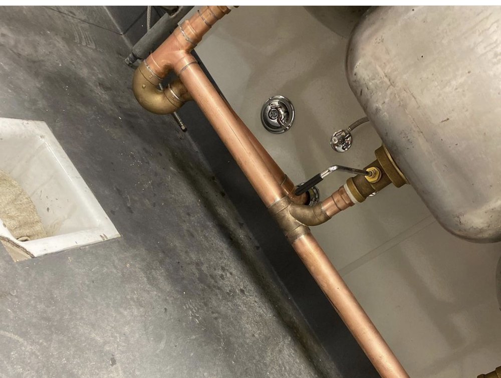 Slide of Dani’s Plumbing Services