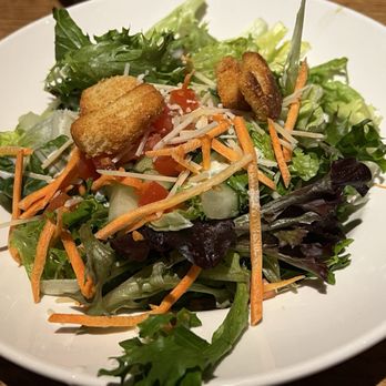 BJ's Restaurant & Brewhouse - House Salad - New American Near Me - Tulsa, Oklahoma
