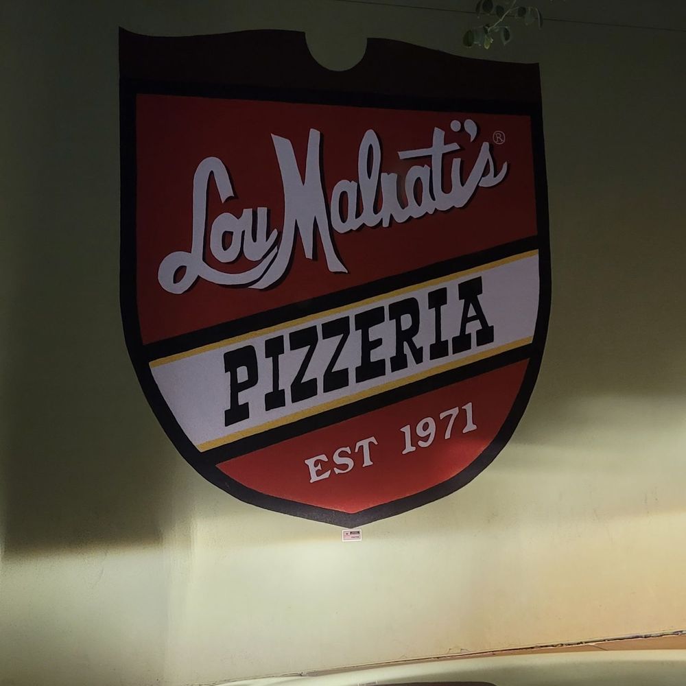 Lou Malnati's Pizzeria - Pizza Near Me - Phoenix, Arizona Lou Malnati's Pizzeria - Pizza Near Me - Phoenix, Arizona