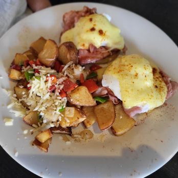 Aromas - Eggs Benedict. Great - Buffets Near Me - Fresno, California