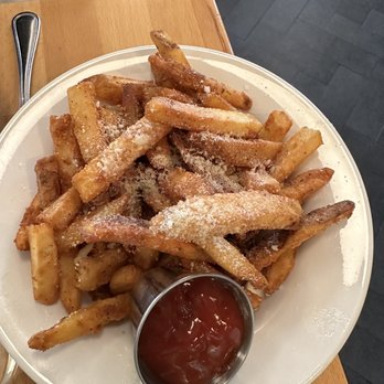 Fumo - Truffle Fries - Italian Near Me - New York, New York Fumo - Truffle Fries - Italian Near Me - New York, New York