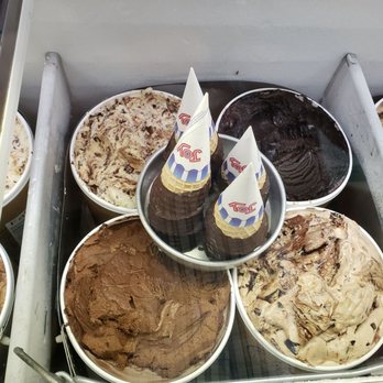 Chocolate Shoppe Ice Cream - Ice Cream & Frozen Yogurt Near Me - Skokie, Illinois Chocolate Shoppe Ice Cream - Ice Cream & Frozen Yogurt Near Me - Skokie, Illinois