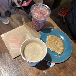 Gramz Bakery - This is a friendly delicious place. I loved the brown sugar pistachio coffee. The banana smoothie that my friend had was so yummy!