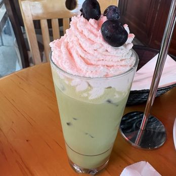 Le Cafe De Paris - Seasonal Blueberry Matcha - Coffee & Tea Near Me - Orlando, Florida Le Cafe De Paris - Seasonal Blueberry Matcha - Coffee & Tea Near Me - Orlando, Florida